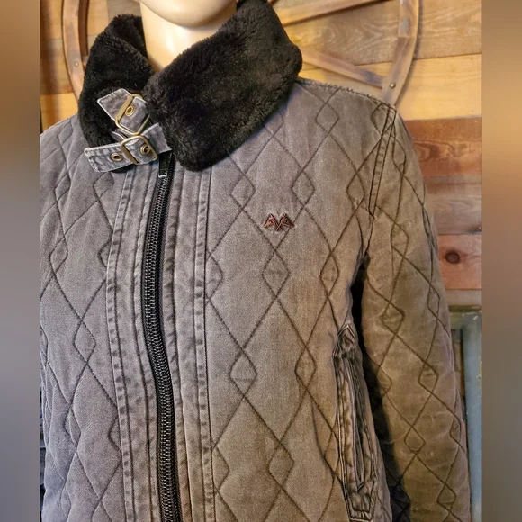 Thomas Burberry Grey & Black Quilted Bomber Jacket - Picture 4 of 16